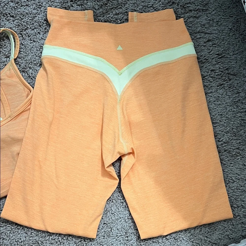 Vitality Orange Workout Set - Picture 3 of 5
